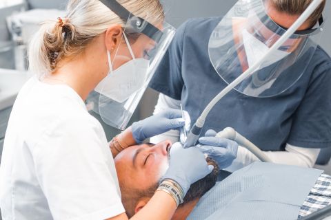 Ošetření kořenových kanálků - Endodoncie